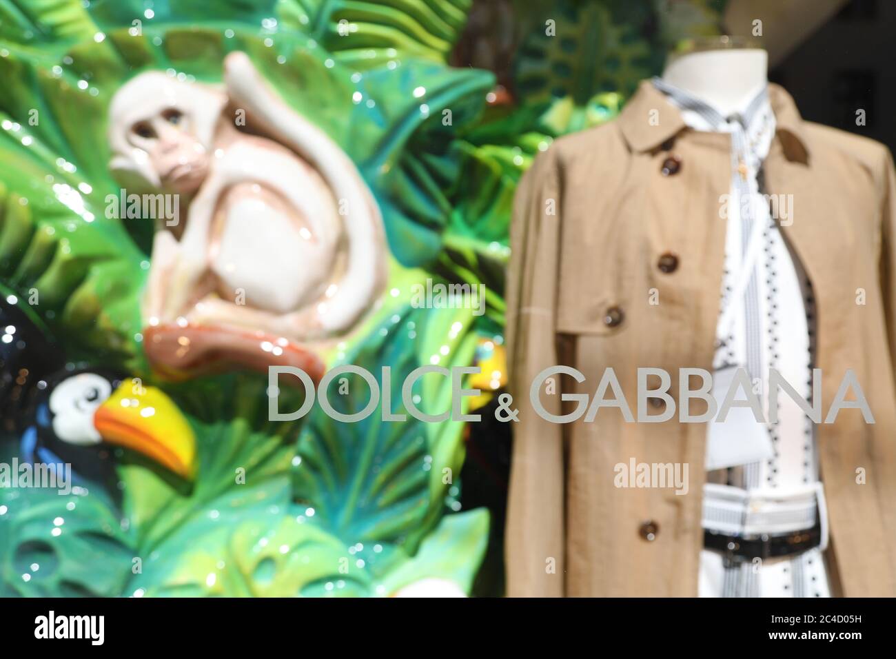 Dolce & Gabbana Fenster in Mailand Stockfoto