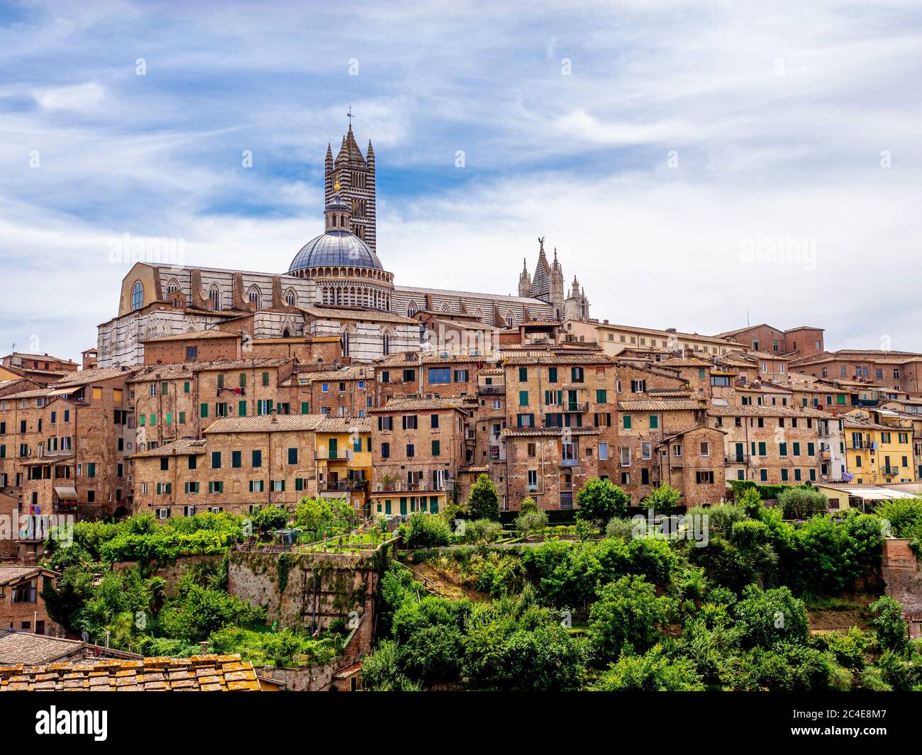 Nordwestliche Seite der Kathedrale von Siena. Siena. Italien. Stockfoto