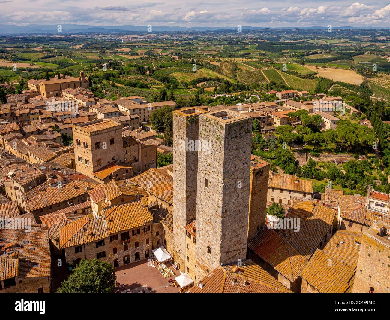 Die Zwillingstürme von San Gimignano, Toskana, Italien. Stockfoto
