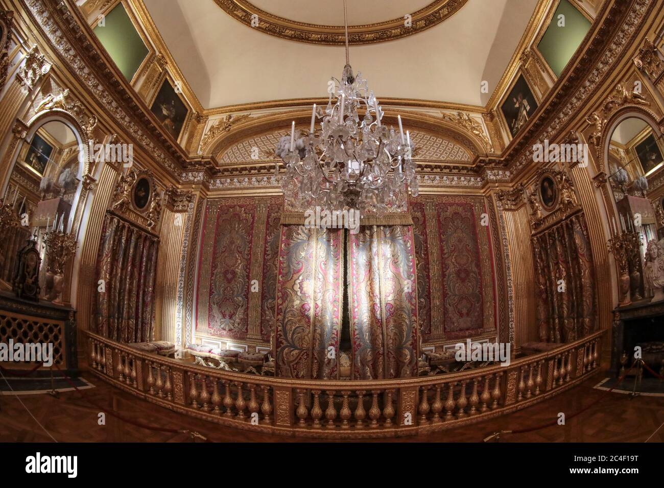 WIEDERERÖFFNUNG DES SCHLOSSES VON VERSAILLES NACH DER ABSPERRUNG Stockfoto