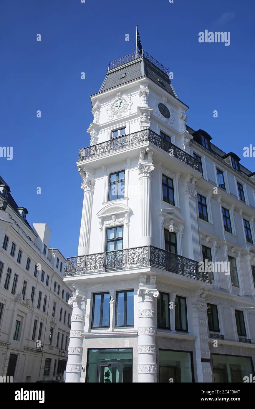 Schöne historische Gebäude auf dem Kongens Nytorv - der König der Neue Platz, der ein öffentlicher Platz in Kopenhagen, Dänemark ist. Stockfoto Schöne historische Gebäude auf dem Kongens Nytorv - der König der Neue Platz, der ein öffentlicher Platz in Kopenhagen, Dänemark ist. Stockfoto