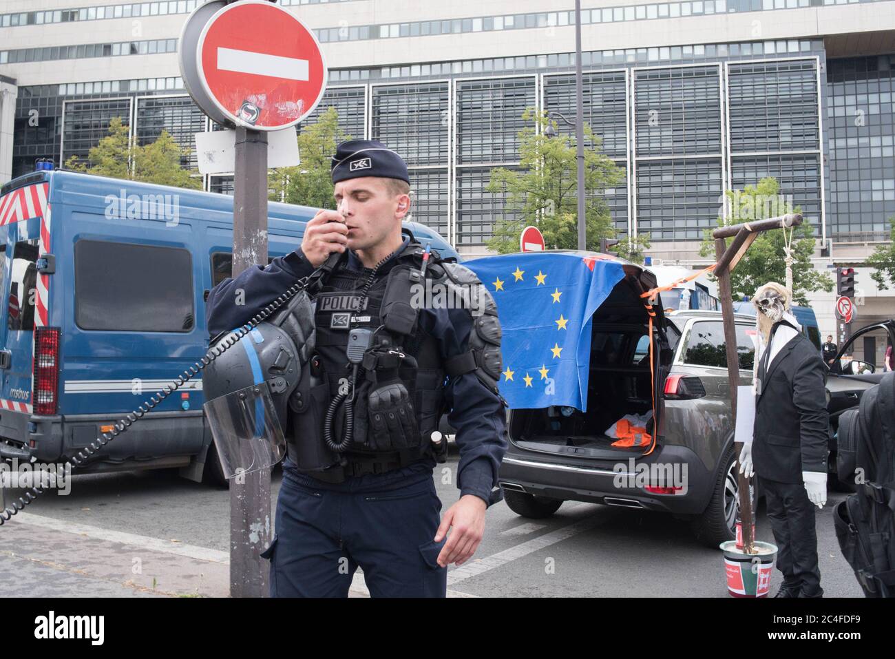 'VTC-Fahrer wütend': Schneckenoperation in Paris Stockfoto