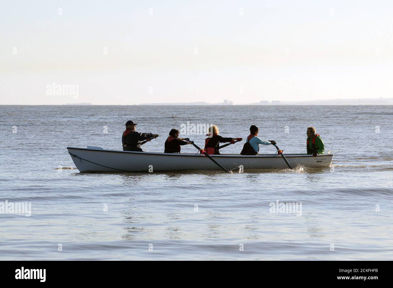 Rudermannschaft vor Barry Island. Stockfoto