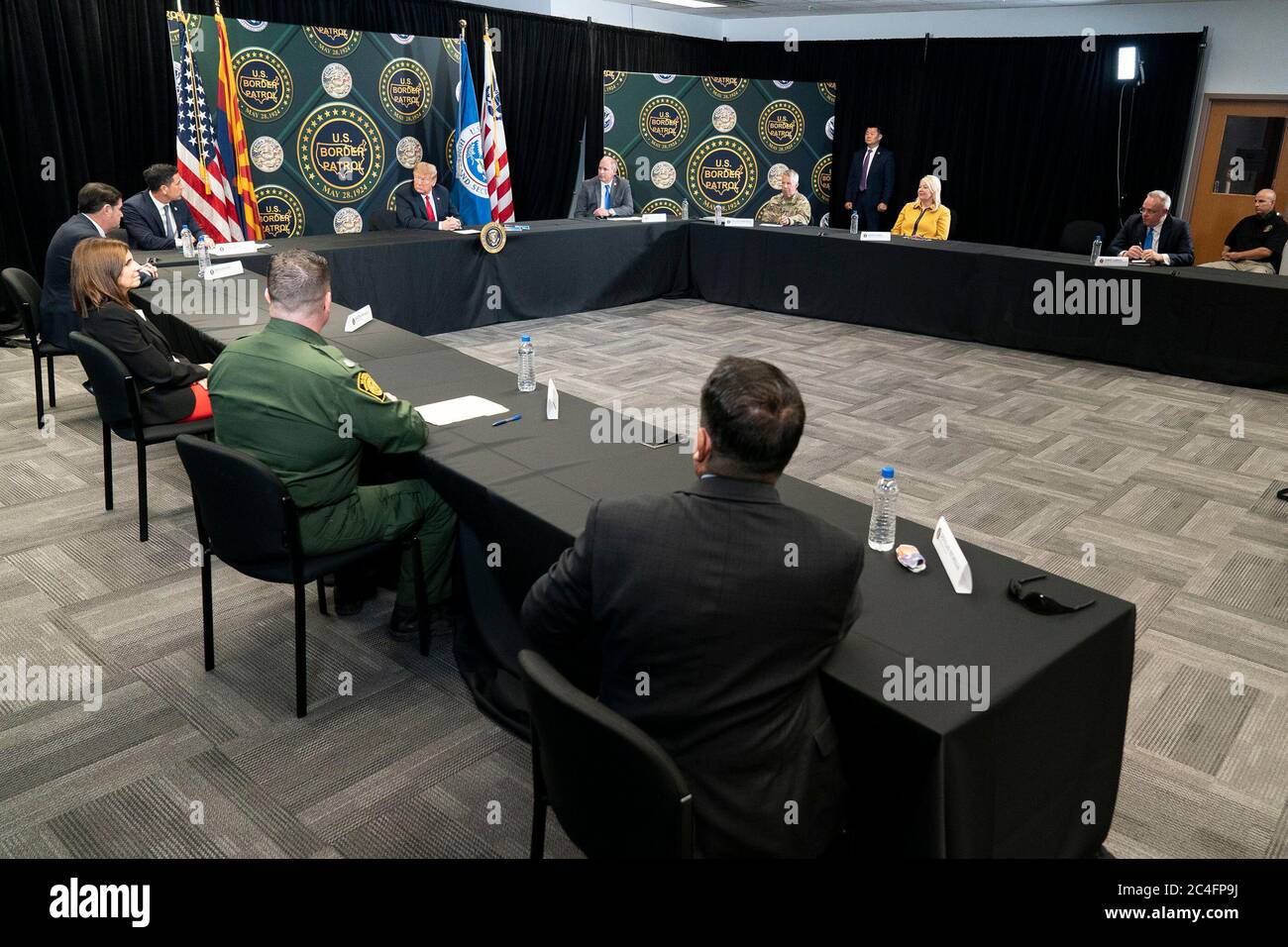 US-Präsident Donald Trump veranstaltet am 23. Juni 2020 in Yuma, Arizona, eine Diskussionsrunde zur Grenzsicherheit. Stockfoto