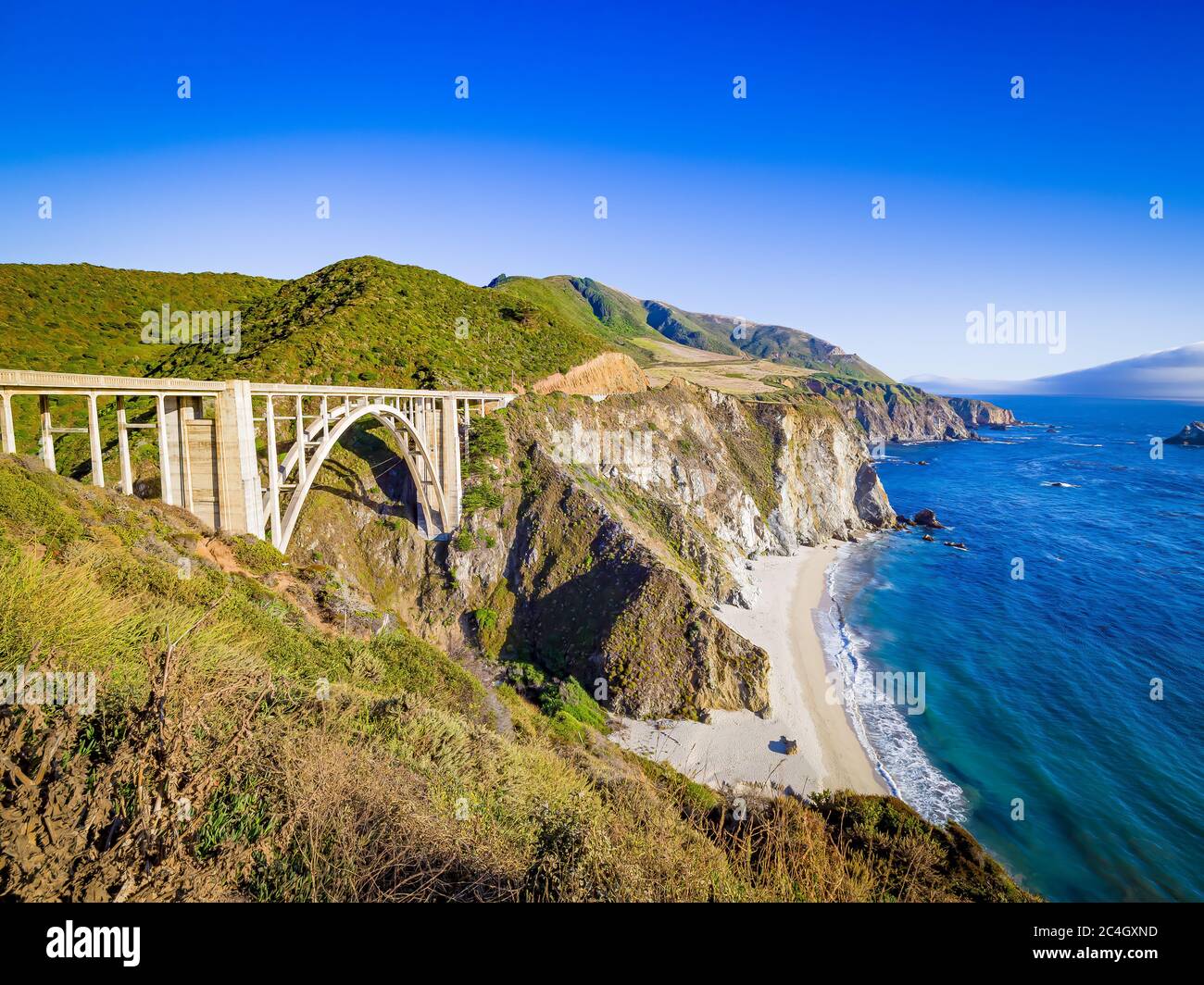 Bixby Creek Bridge, Highway 1 und Big Sur Coast von California California California Stockfoto