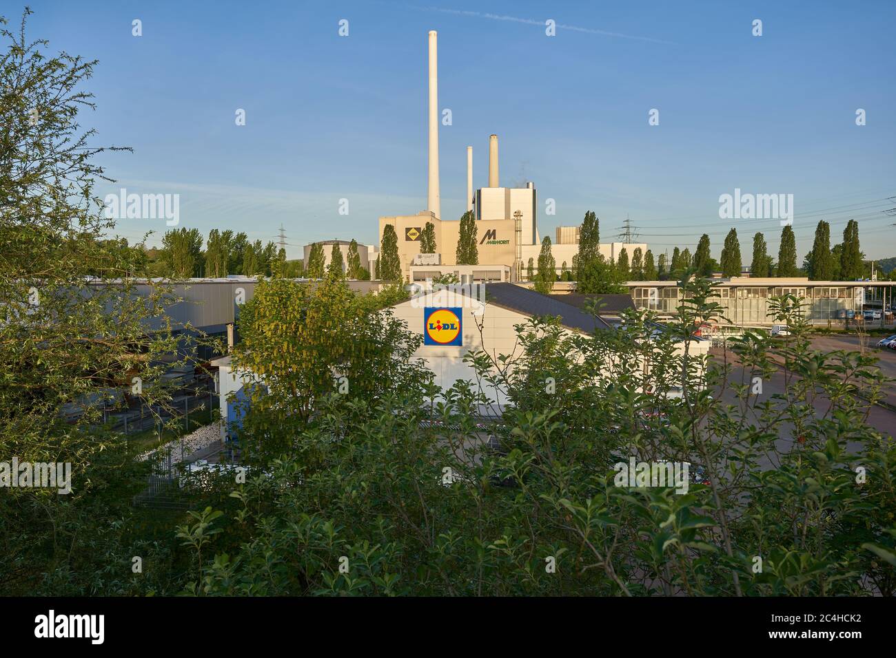 Altbach, 08. Mai 2020: Lidl ist ein Discounter mit Sitz in Neckarsulm in Baden-Württemberg. Stockfoto