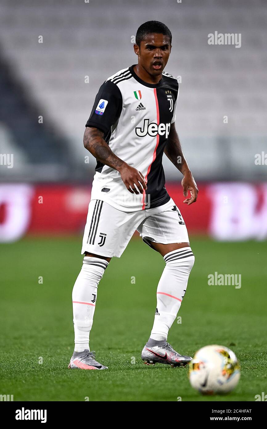 Douglas Costa Stockfotos Und Bilder Kaufen Seite 2 Alamy