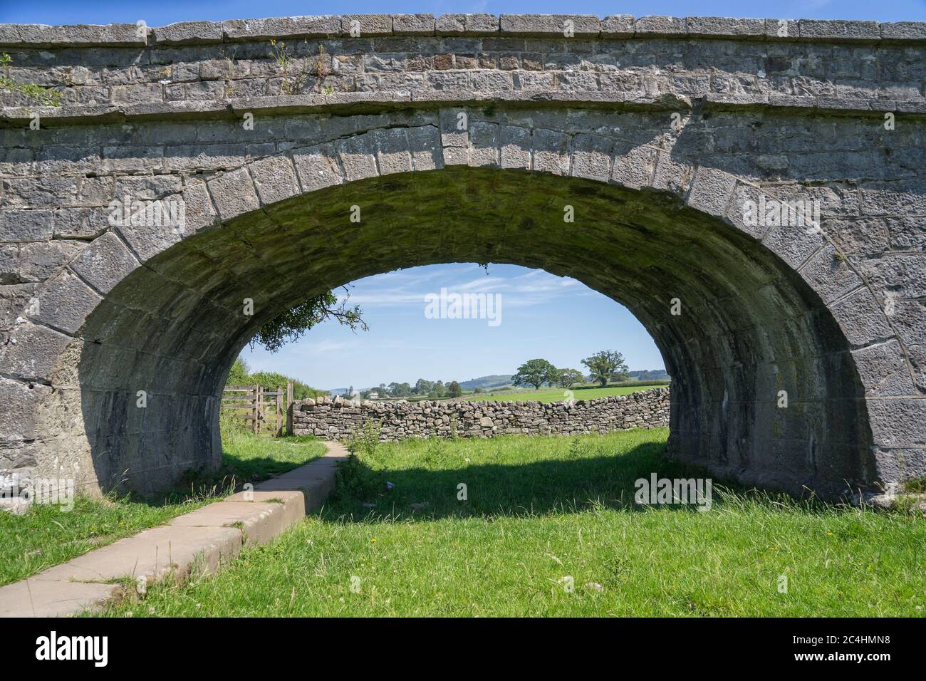 Ein verlassene Abschnitt des Lancaster Canal zwischen Kendal und Natland in Süd-Cumbria Stockfoto