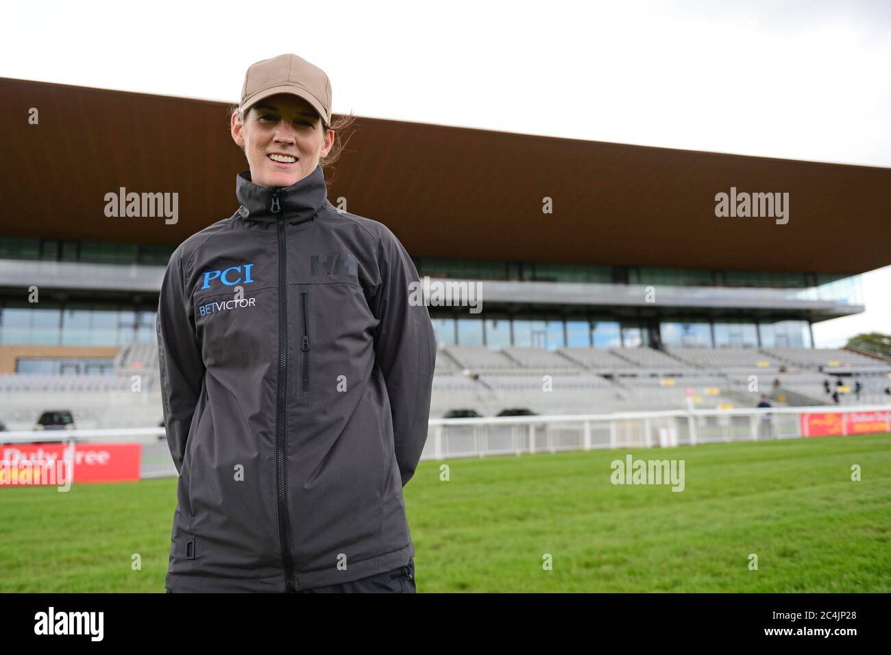 Rachael Blackmore auf der Curragh Racecourse. Stockfoto