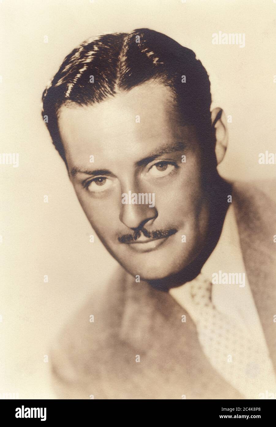 Ägyptischer Schauspieler Alexander D'Arcy (1908-1996), Kopf und Schultern Werbeporträt, Foto von Scotty Welbourne, 1937 Stockfoto