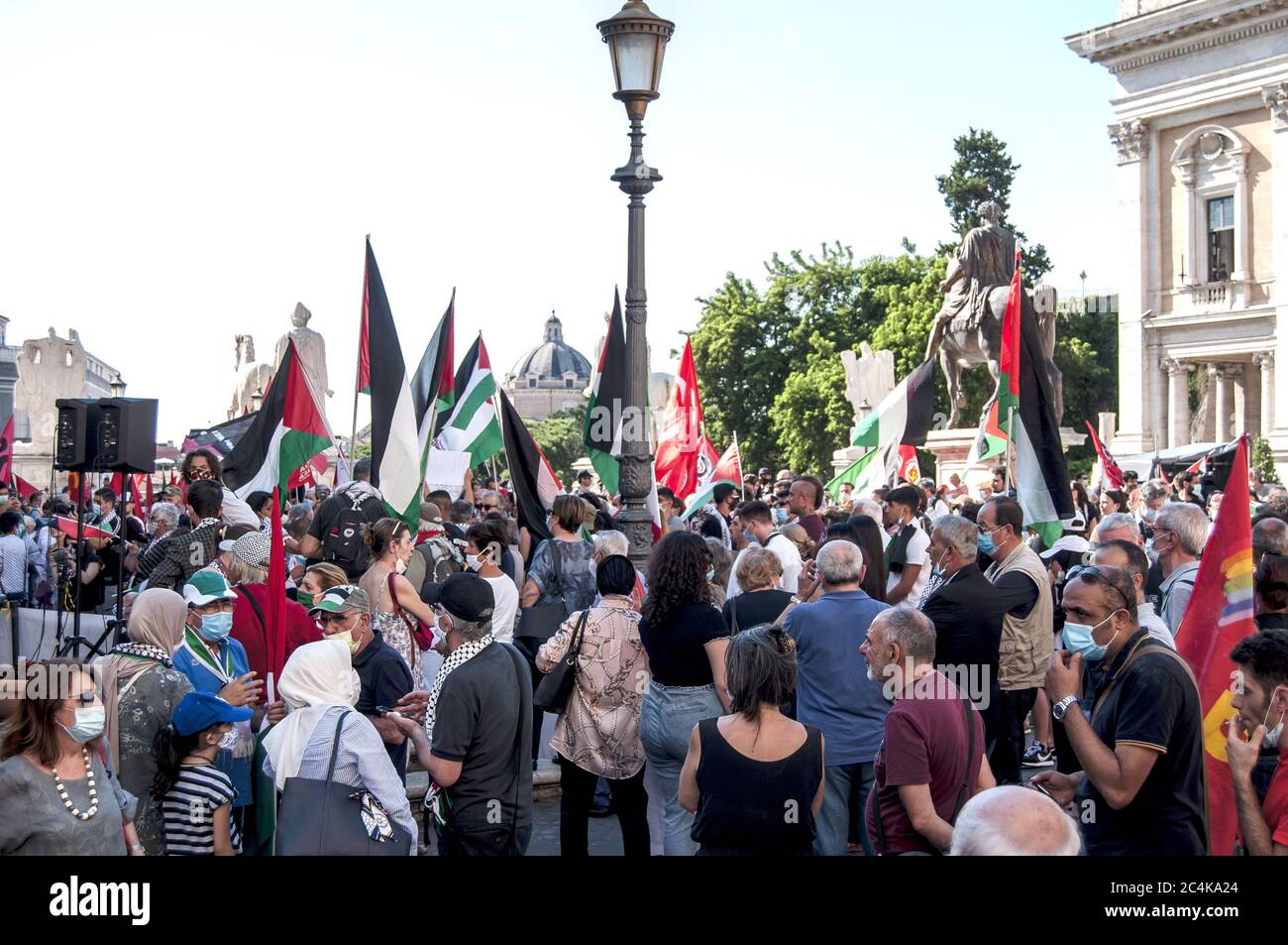 Rom, Italien. Juni 2020. Rom. Nationaler Tag der Mobilisierung gegen die israelische Annexion und für die Anerkennung des Staates Palästina. Neben Rom fanden auch Veranstaltungen in Neapel, Mailand, Bari, Bologna, Cagliari, Palermo, Messina, Venedig, Vicenza, Genua statt. (Foto von Patrizia Cortellessa/Pacific Press) Quelle: Pacific Press Agency/Alamy Live News Stockfoto