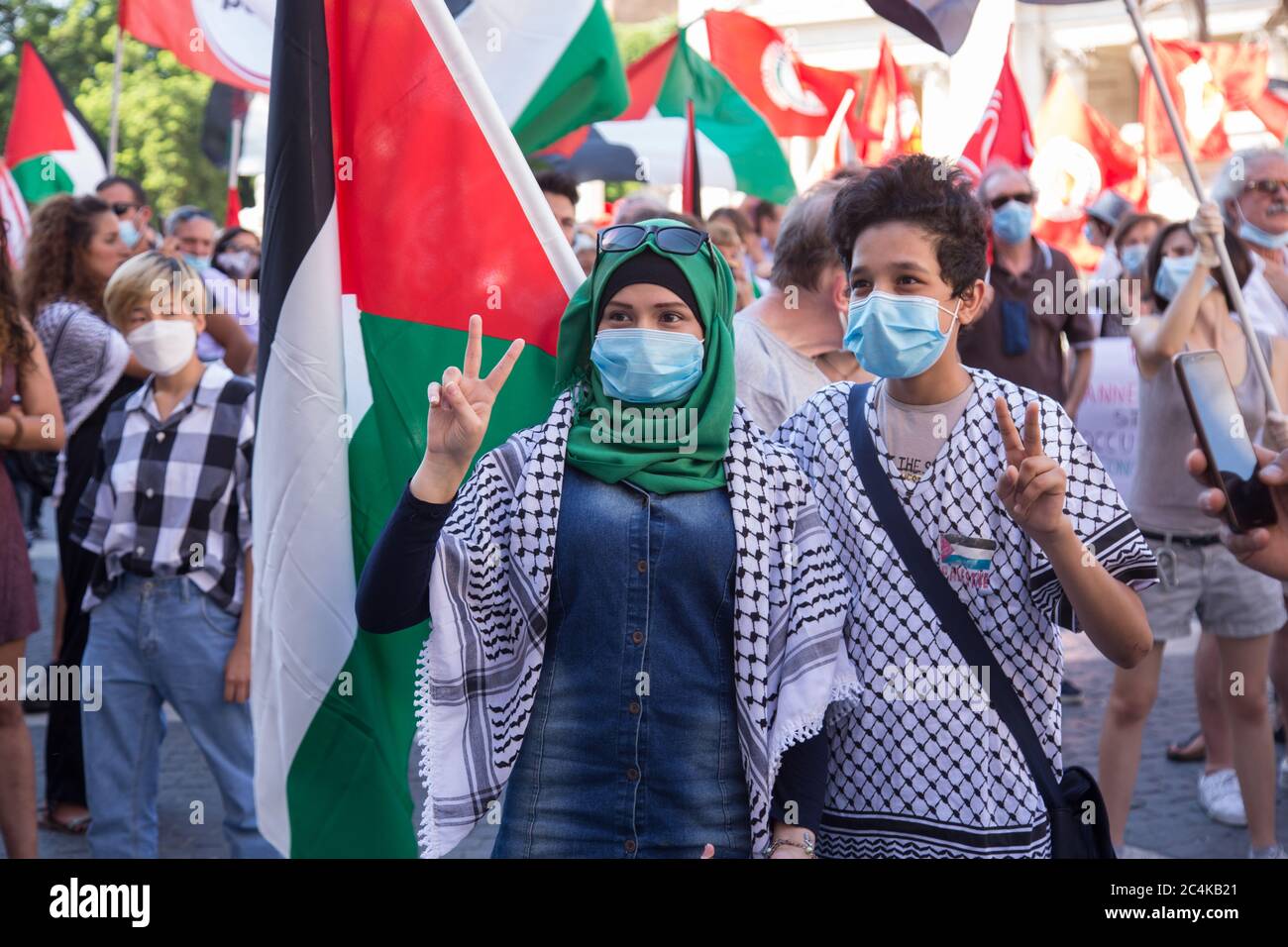 Roma, Italien. Juni 2020. Demonstration in Rom auf der Piazza del Campidoglio, organisiert von der palästinensischen Gemeinschaft gegen die israelische Annexion der besetzten palästinensischen Gebiete (Foto: Matteo Nardone/Pacific Press) Quelle: Pacific Press Agency/Alamy Live News Stockfoto