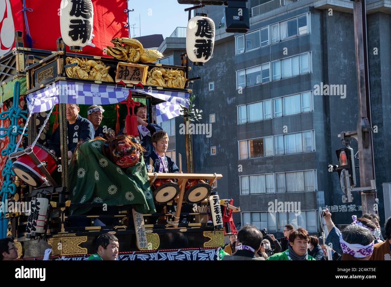National Foundation Day (Kenkokukinen-no-Hi) Feier und Parade auf Omotesando-dori. Stockfoto