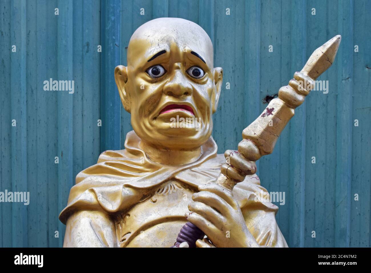Goldene Statue von Budda im zehntausend Buddhas Kloster. Detail einer einzelnen Statue. Sha Tin, East New Territories, Hongkong Stockfoto