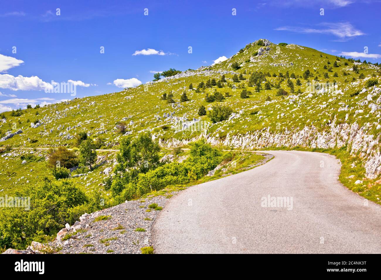 Velebit Berglandschaft und Straßenansicht, Nord Velebit, Kroatien Stockfoto