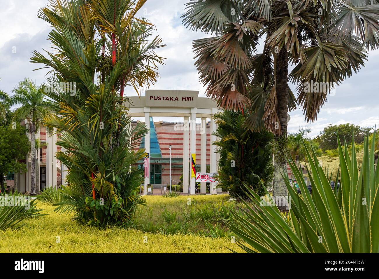 Pustaka negeri sarawak -Fotos und -Bildmaterial in hoher Auflösung – Alamy