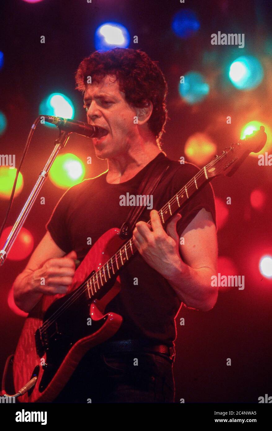 Lou reed schwarz weiß -Fotos und -Bildmaterial in hoher Auflösung – Alamy