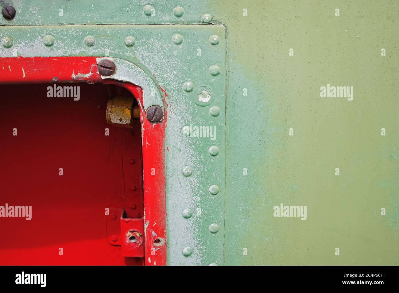 Rote und grüne Vintage Industrial Metal Textur Stockfoto