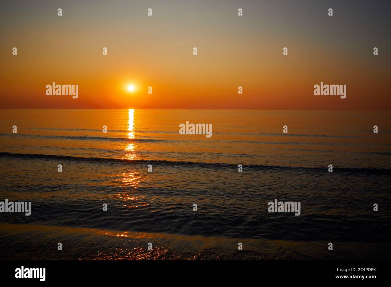 Sonnenaufgang am Schwarzen Meer in Rumänien Stockfoto