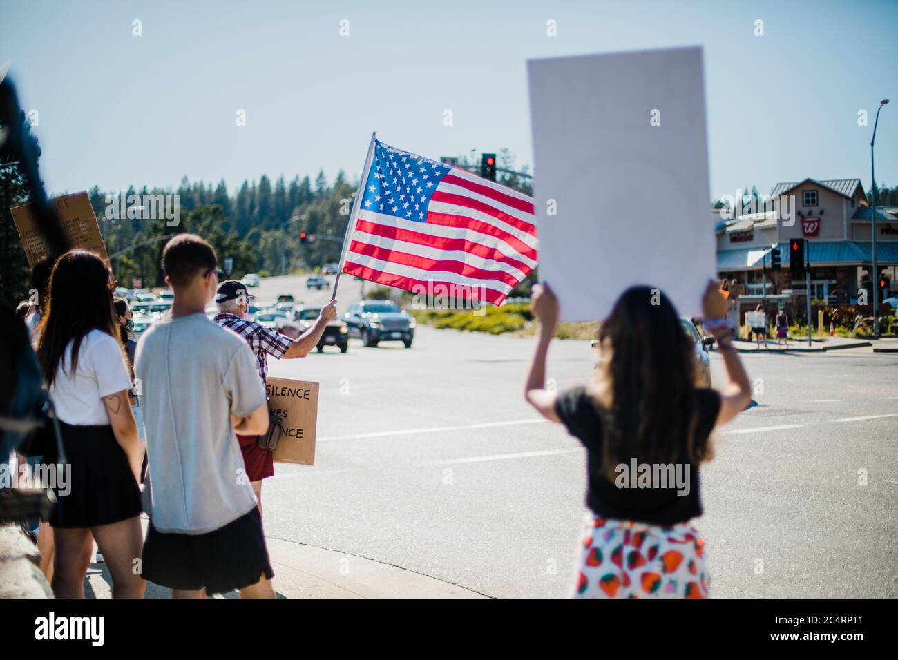 Friedliche Demonstrationen im ländlichen Grass Valley, Kalifornien Protest Stockfoto