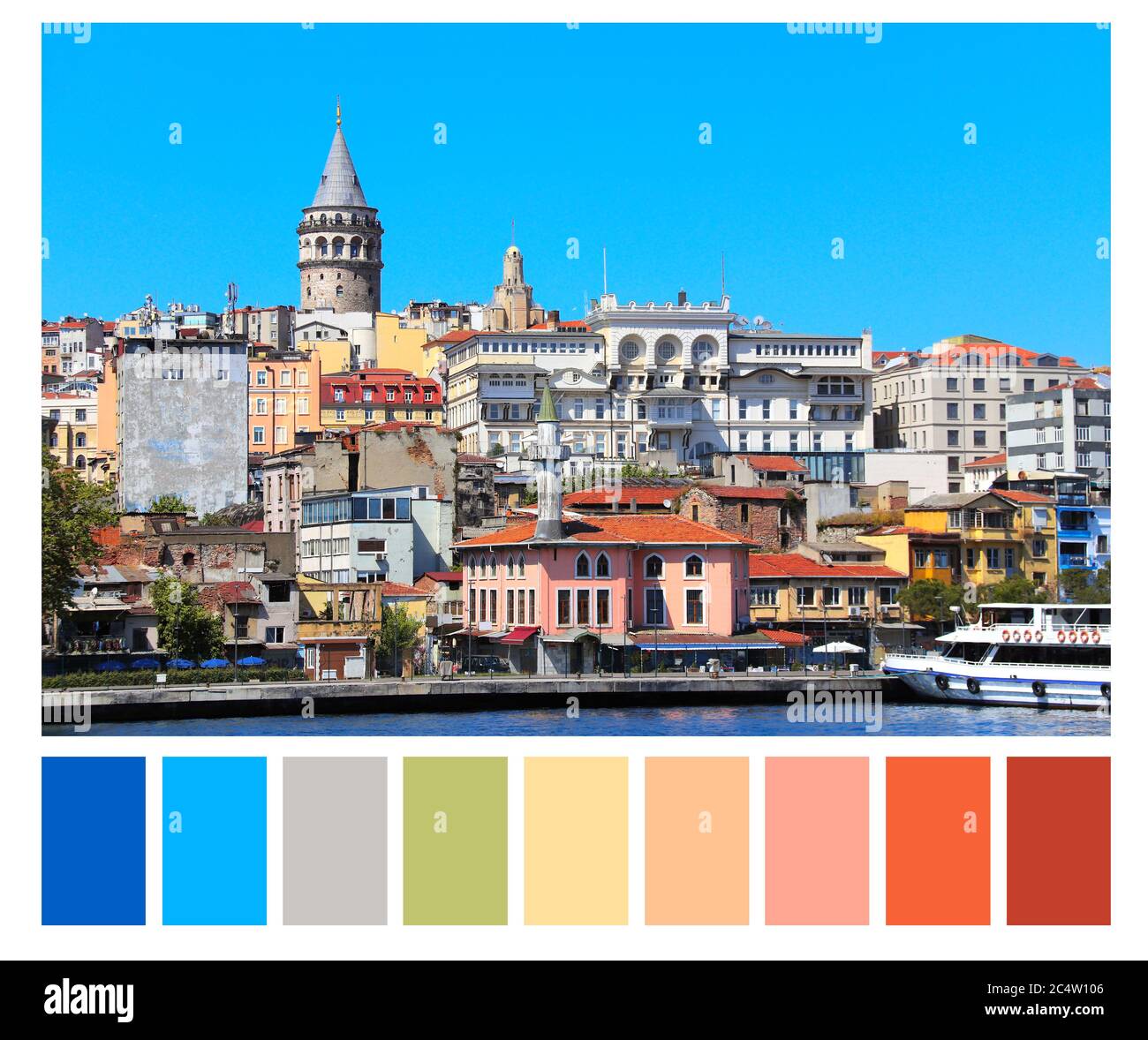 Farbanpassung mit kostenlosen Farbfeldern. Farbanpassung für Reisen. Blick vom Wasser des Bosporus auf Galata Tower und Beyoglu dist Stockfoto