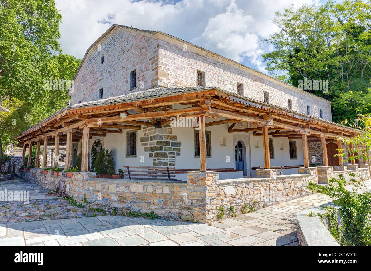 Kirche von Zoodochos Pigi in Vizitsa Dorf, Pelion, Griechenland. Stockfoto