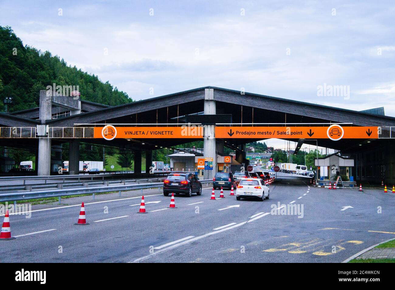 Slowenien Highway Vignette Sales Point, Spielfeld/Sentilj Grenzübergang Österreich - Slowenien, AUT-SLO, 19. Juni 2020. (CTK Photo/Libor Sojka) Stockfoto