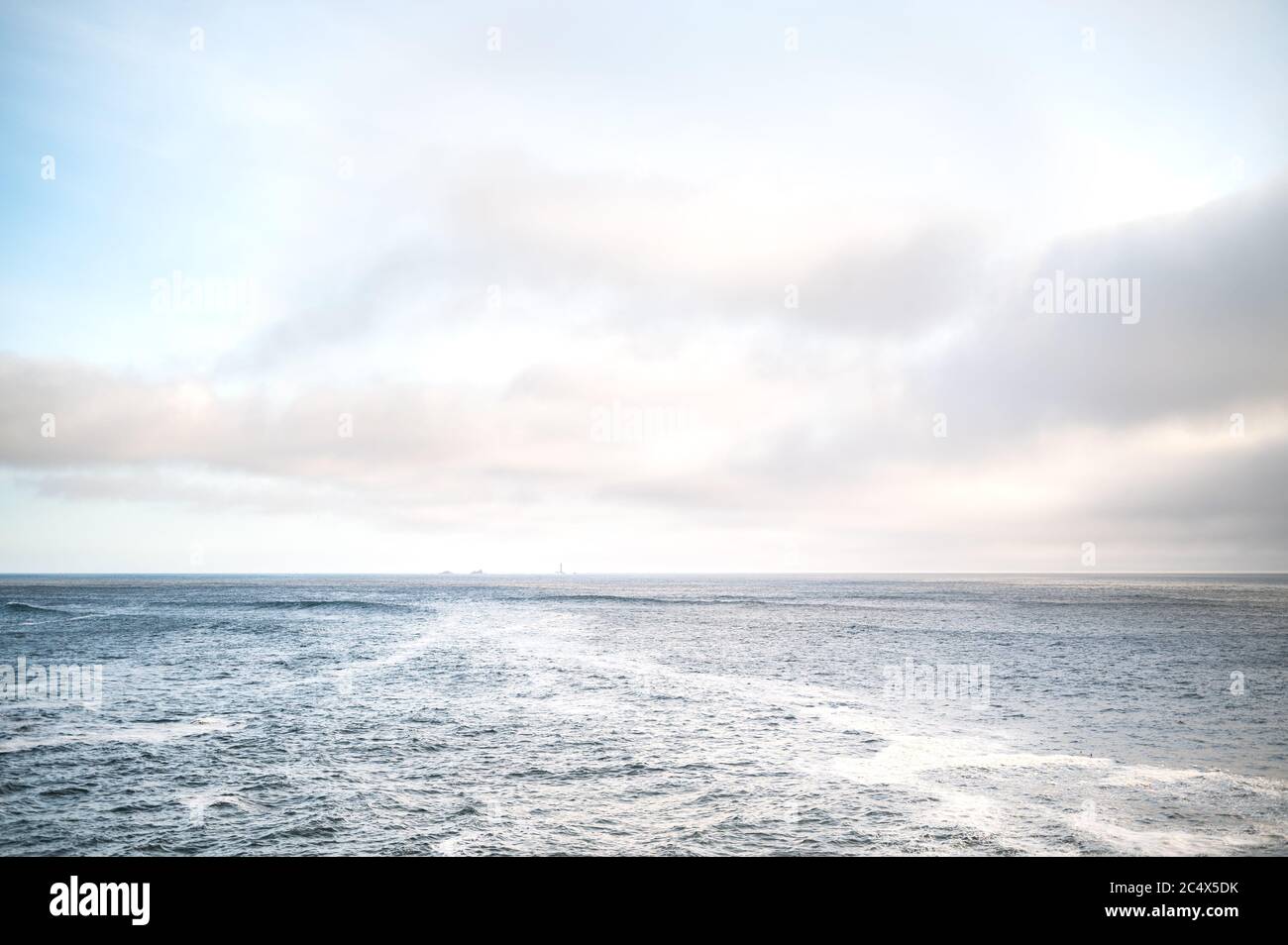 Die zerklüftete Küste von Porth Nanven, Cornwall, Großbritannien Stockfoto