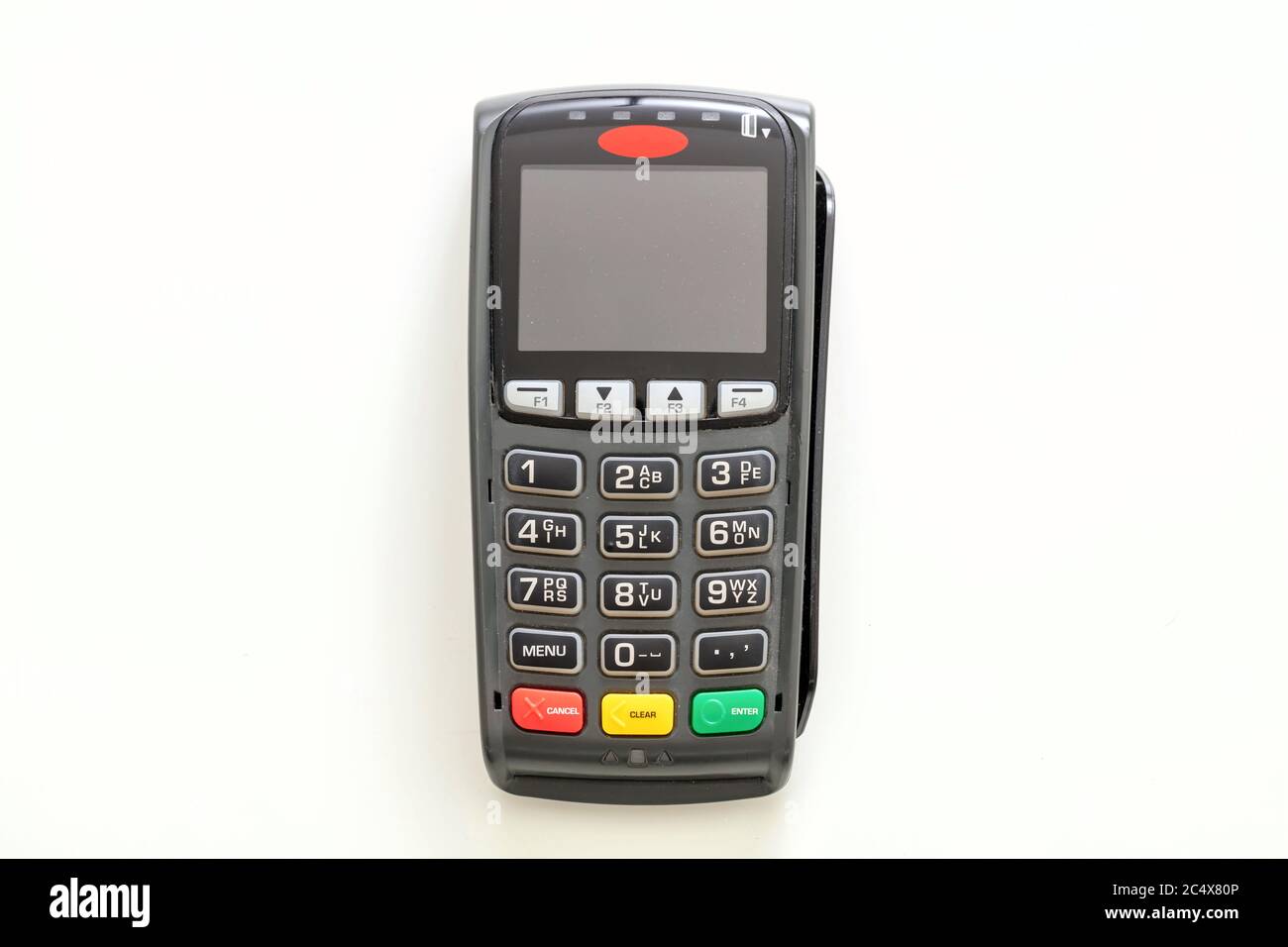 POS-Terminal isoliert auf weißem Hintergrund, Draufsicht.Terminal-Kassenautomat für kontaktloses Bezahlen mit Kreditkarte. Bankausstattung, NFC. Stockfoto