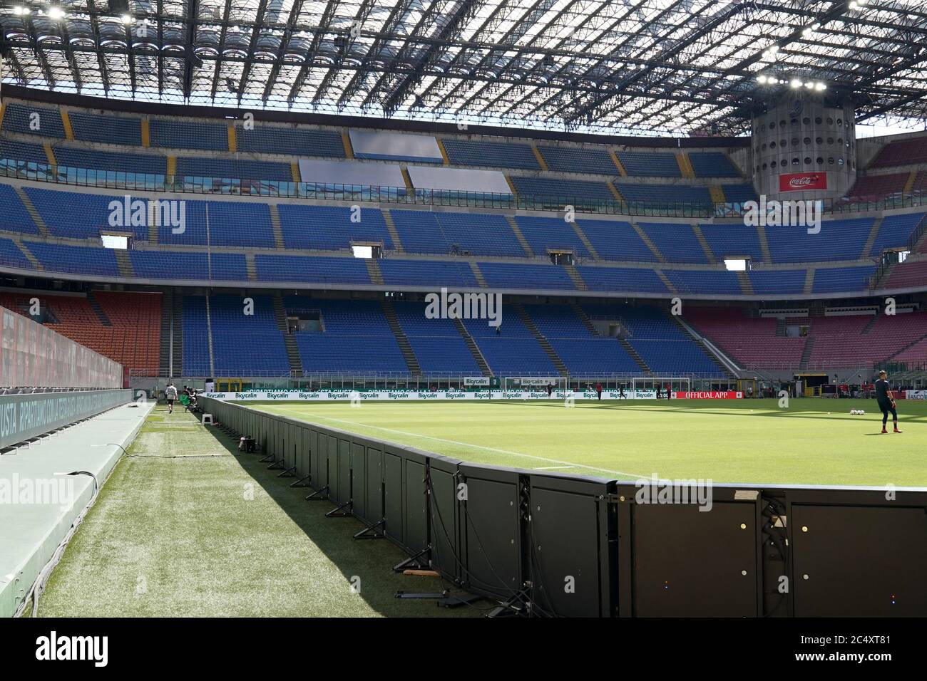 Mailand (Italien) 28. Juni 2020. Giuseppe Meazza Stadion in San Siro während der Serie EIN Spiel zwischen AC Mailand und AS Roma. Stockfoto