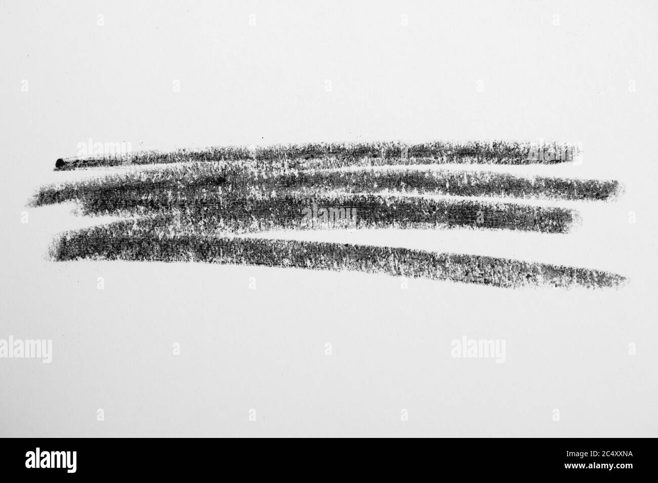 Schwarze Farbe oder Tinte verschmutzte Pinselstriche. Bleistiftzeichnung. Stockfoto