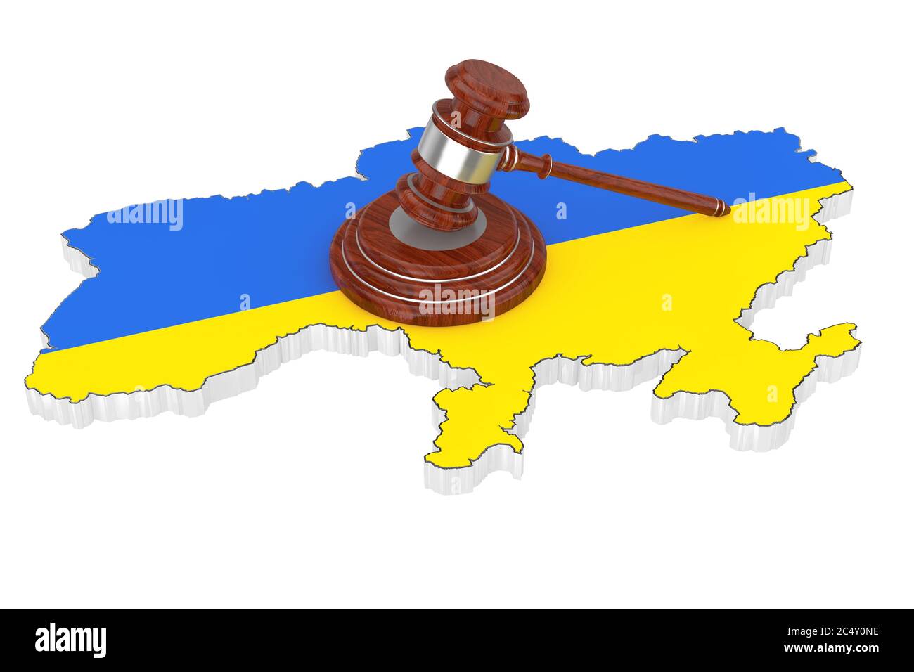 Ukraine Justiz Konzept. Hölzerner Justizgavel mit Soundboard über der Ukraine Karte mit Flagge auf weißem Hintergrund. 3d-Rendering Stockfoto