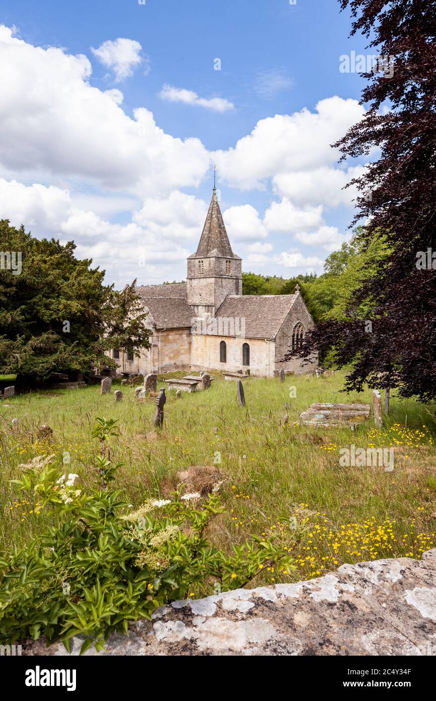 St Kenelms Kirche im Cotswold Dorf Sapperton, Gloucestershire Großbritannien Stockfoto