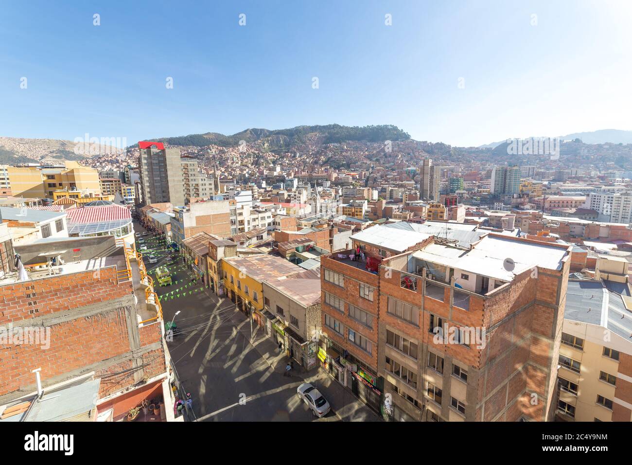 La Paz, Bolivien - 30. september 2018: Panoramablick auf La Paz, in Bolivien. La Paz ist die höchste Hauptstadt der Welt. Stockfoto