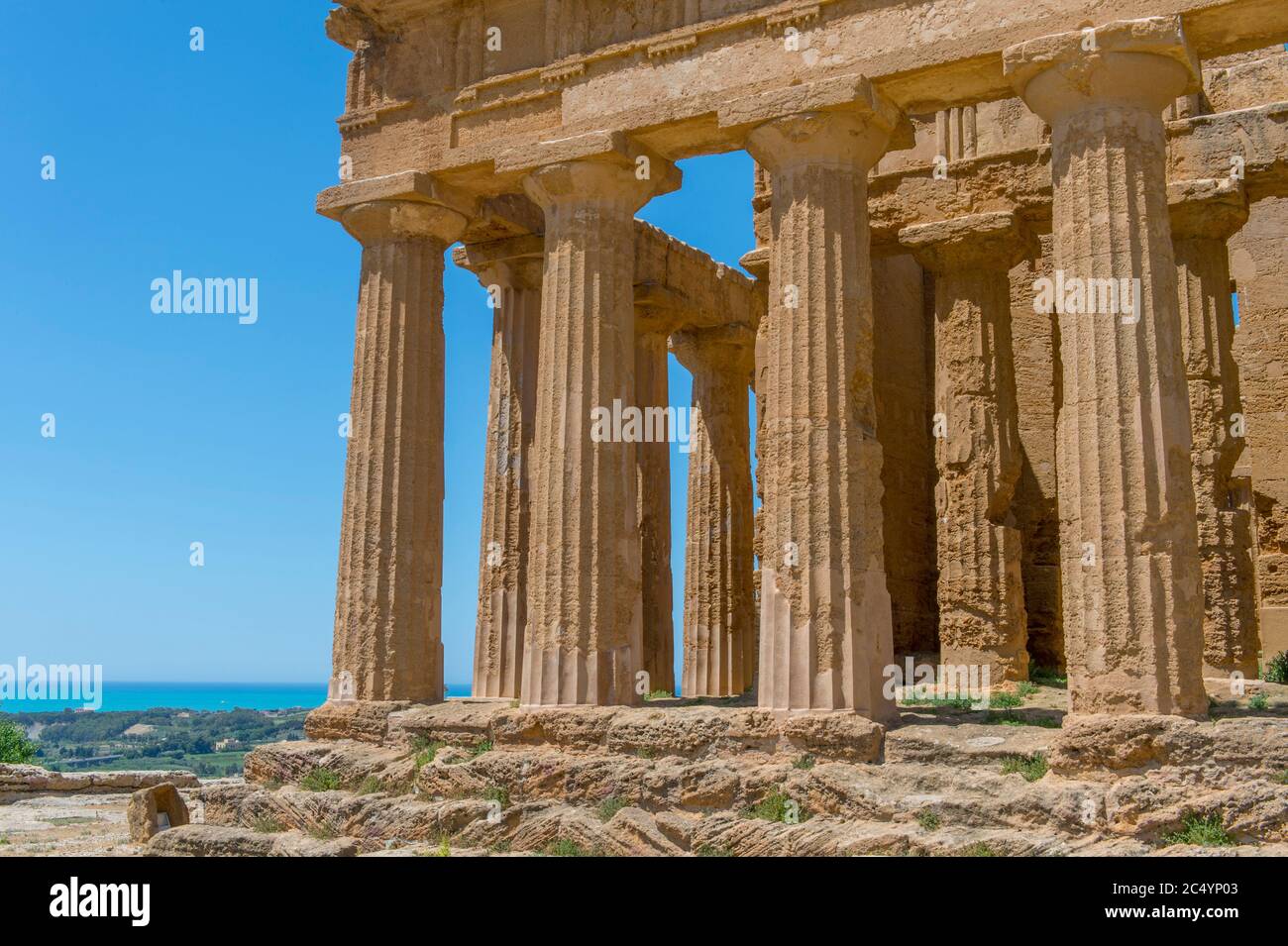 Detail des Tempels von Concordia (griechisch: Harmonia), erbaut um 440-430 v. Chr., der ein alter griechischer Tempel der antiken Stadt Akragas ist, in dem sich befindet Stockfoto