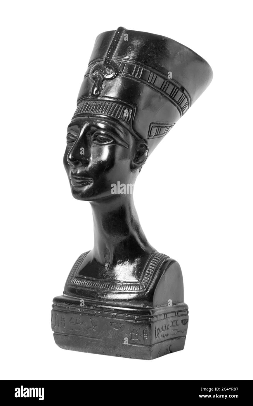 Büste der ägyptischen Königin Nofretete auf weißem Hintergrund Stockfoto