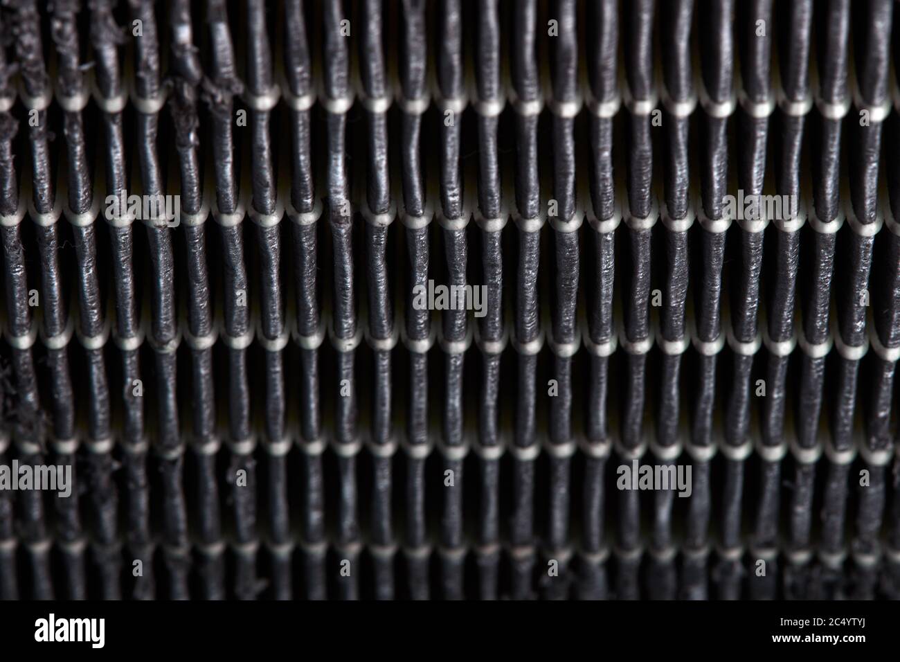 Verschmutzter Luftfilter. Hocheffizienter Luftfilter für HLK-System. Stockfoto Verschmutzter Luftfilter. Hocheffizienter Luftfilter für HLK-System. Stockfoto
