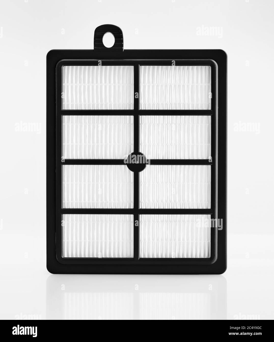 Hocheffizienter Luftfilter für HLK-System. Isoliert auf weißem Hintergrund. Filter in einem Staubsauger. Stockfoto Hocheffizienter Luftfilter für HLK-System. Isoliert auf weißem Hintergrund. Filter in einem Staubsauger. Stockfoto
