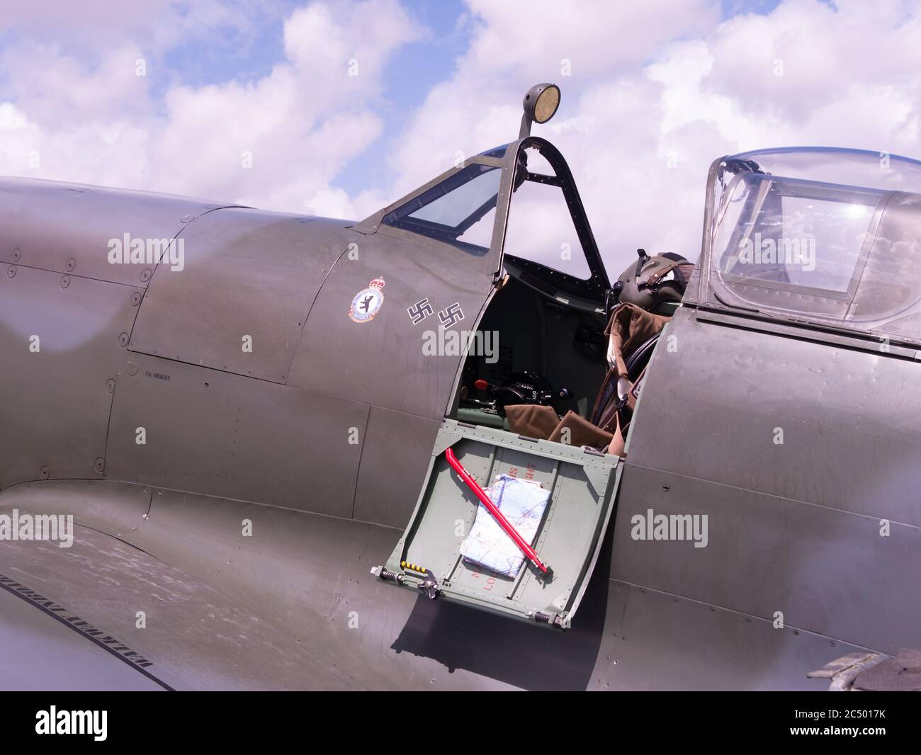 Nahaufnahme einer Supermarine Spitfire IX bei Aero Legends, Headcorn (Lashenden), UK.,Elizabeth NH341 Stockfoto