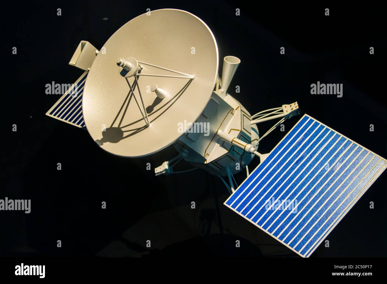 Seoul Südkorea 6. Oktober 2019: Das 1:19-Modell der Magellan-Raumsonde, auch als Venus Radar Mapper, im Seodaemun Museum of Natural History. Stockfoto