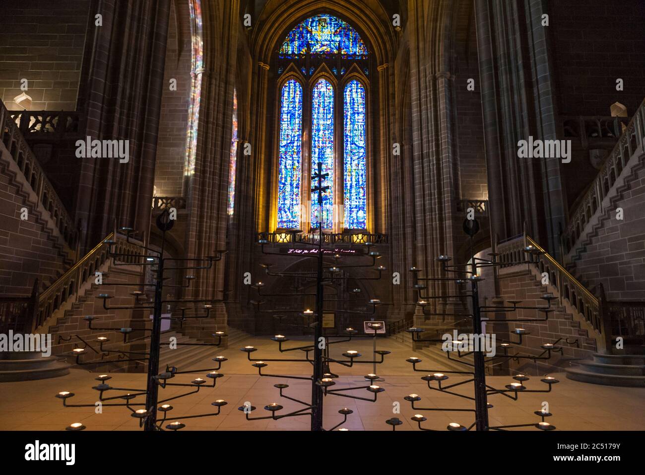 Das Kirchenschiff, bekannt als Brunnen, Liverpool Cathedral, die größte Kathedrale und religiöse Gebäude in Großbritannien: Liverpool, England, Großbritannien Stockfoto