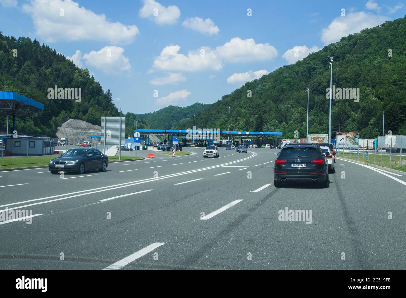 Grenzübergang Macelj/Gruskovje - Kroatien - Slowenien, HR-SLO, Stau, am 27. Juni 2020. (CTK Photo/Libor Sojka) Stockfoto