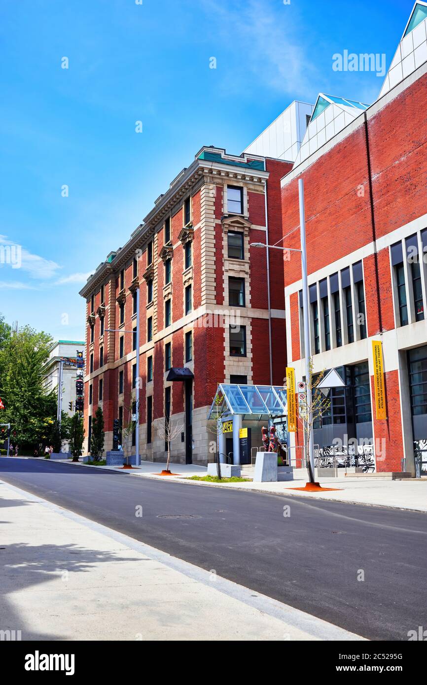 Montreal, Kanada - Juni 2018: Außenansicht des Michel de la Cheneliere International Atelier for Education and Art Therapy Building ist ein Teil von Montreal Stockfoto