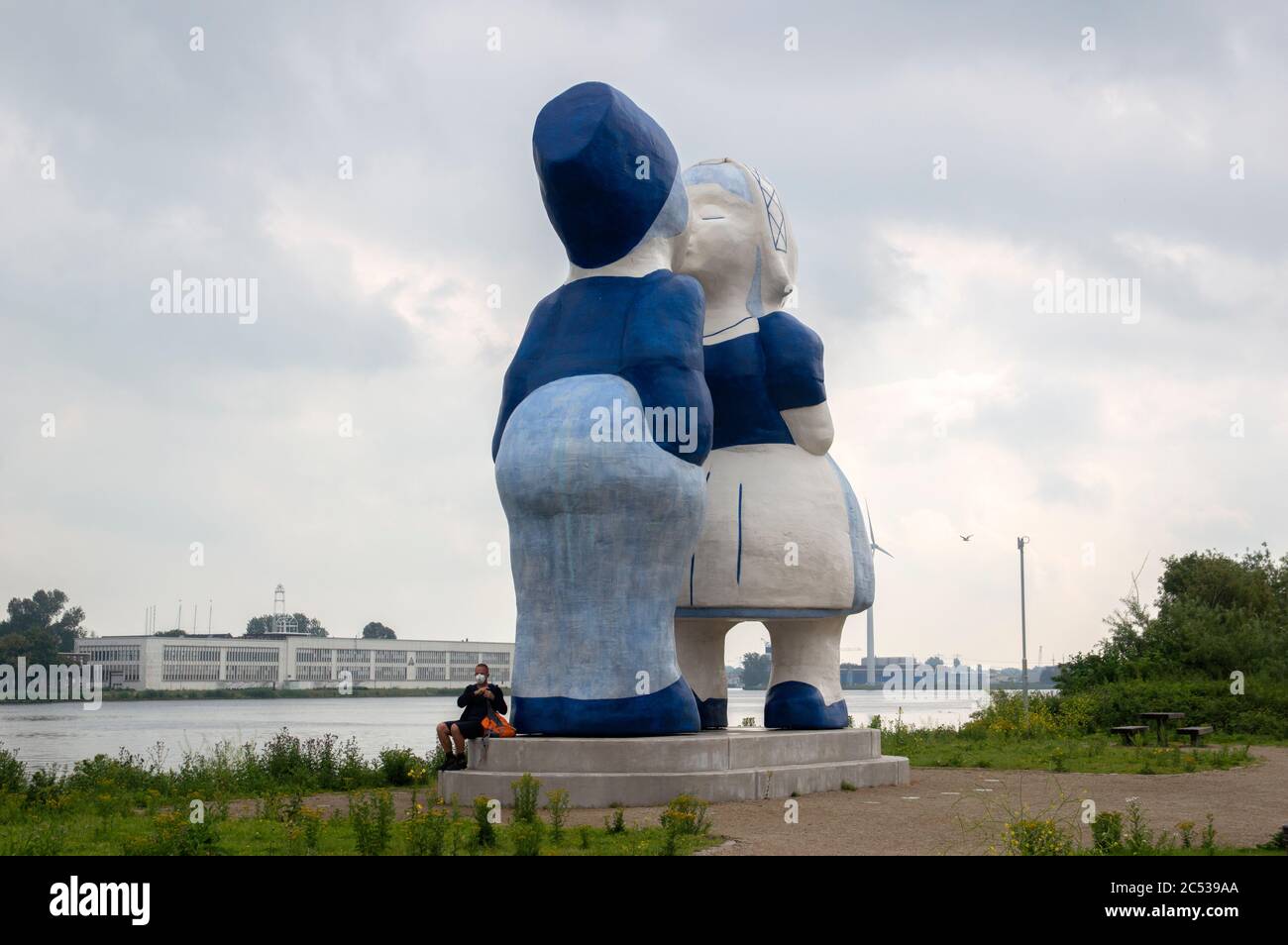 Große Touristische Puppen In Amsterdam Niederlande 27-6-2020 Stockfoto