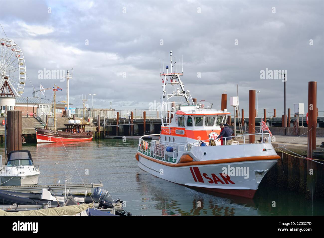 SAR Boot, Such- und Rettungsschiff im Hafen von List auf der Insel Sylt, Deutschland. Stockfoto