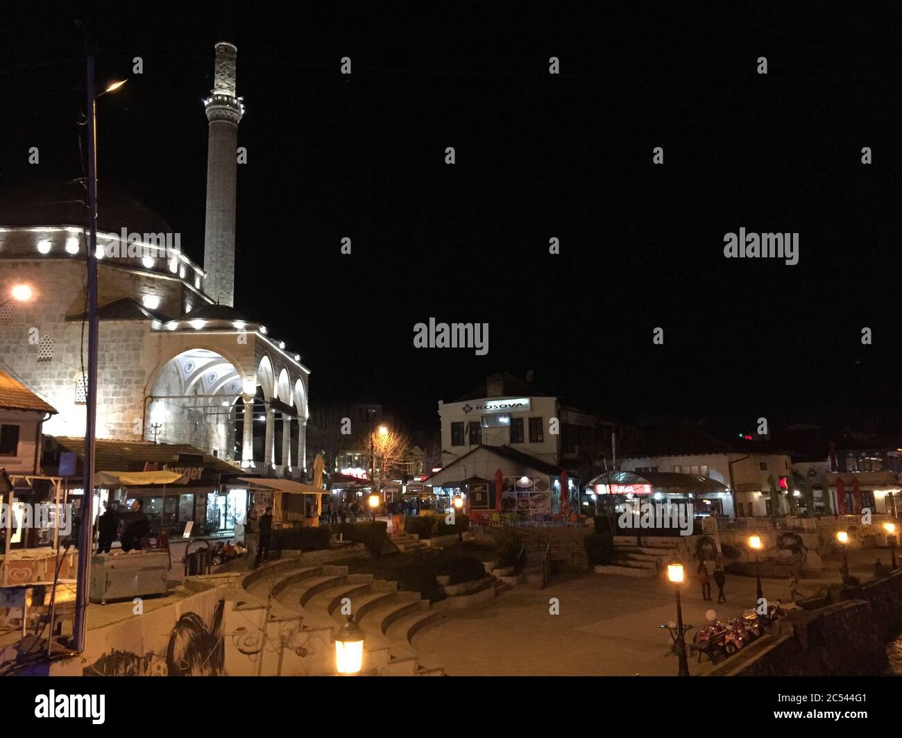 Prizren Kosovo in der Nacht Stockfoto