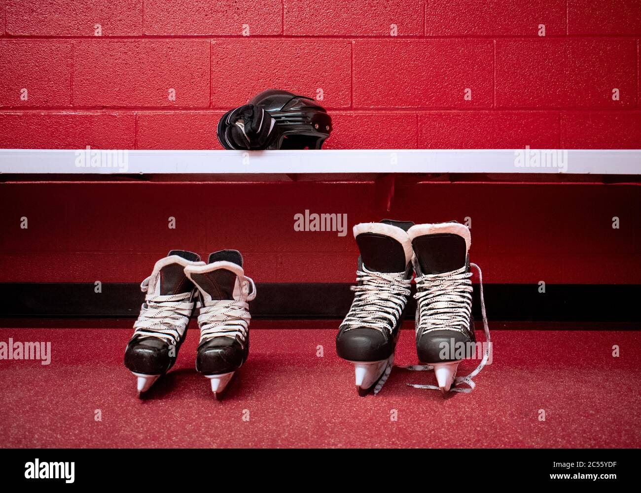 Hockey Helm Stockfotos und -bilder Kaufen - Alamy