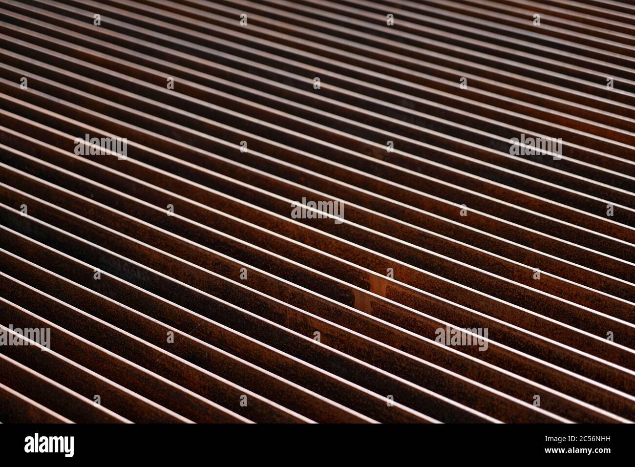 Deutschland, Bayern, Oberbayern, Metallgitter, diagonal, diagonal Stockfoto