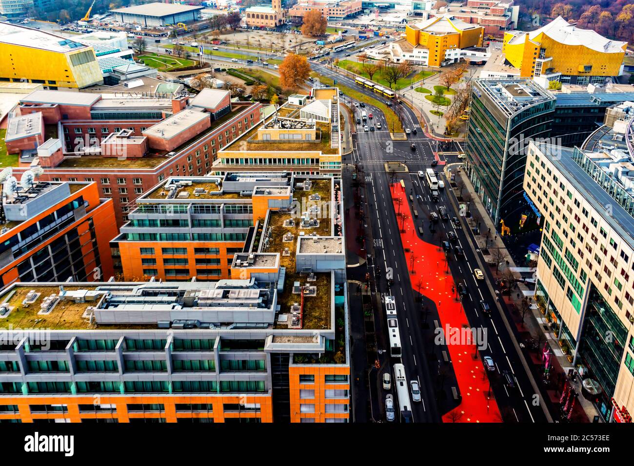 Über den Dächern Berlins mit Blick auf den Potsdamer Platz Stockfoto