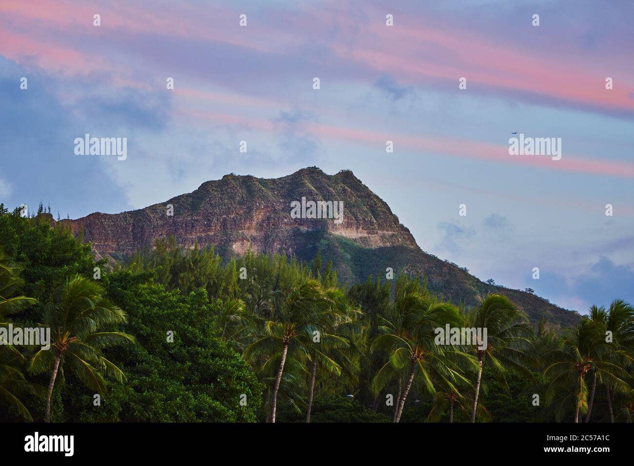 Landschaft der Kualoa Ranch & Zipline, Oahu Island, Oahu, Hawaii, Aloha State, USA Stockfoto
